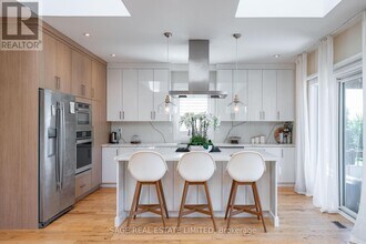 15724 Hurontario St in Caledon, ON - Building Photo - Building Photo