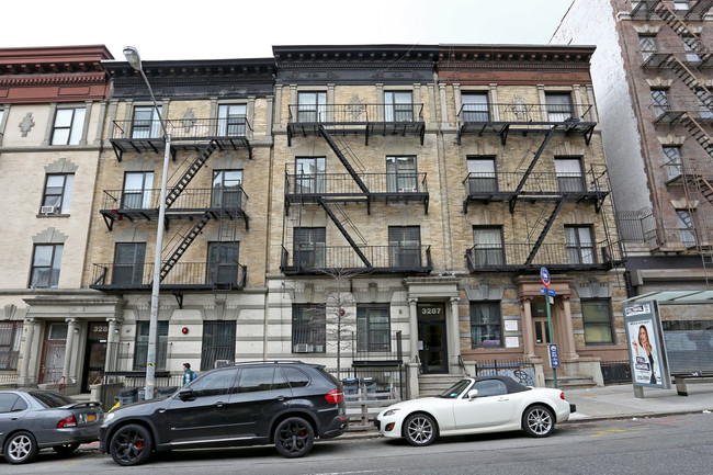 3287 Broadway in New York, NY - Foto de edificio - Building Photo