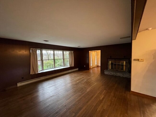 735 E King St in Shippensburg, PA - Building Photo - Building Photo