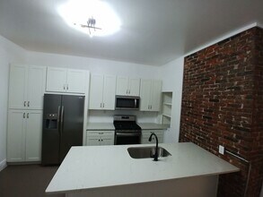 98 Beltzhoover Ave in Pittsburgh, PA - Building Photo - Building Photo