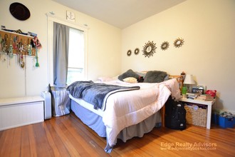 548 Washington St, Unit 3db in Boston, MA - Building Photo - Building Photo