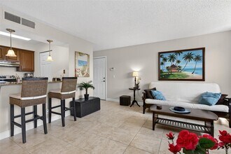 1249 SW 46th Ave in Pompano Beach, FL - Building Photo - Building Photo