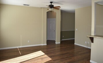 8088 Ryan Taylor Way in Roseville, CA - Building Photo - Building Photo