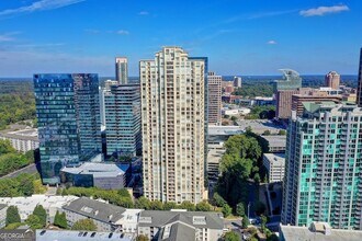 3445 N Stratford Rd NE, Unit 2106 in Atlanta, GA - Building Photo - Building Photo