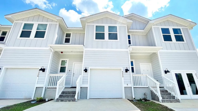 property at 9513 Nature Crk Cir