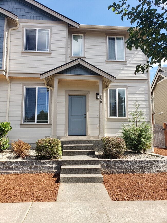 property at 1550 Craig Rd SE