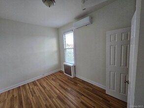 85 Chester Pl in Yonkers, NY - Building Photo - Building Photo