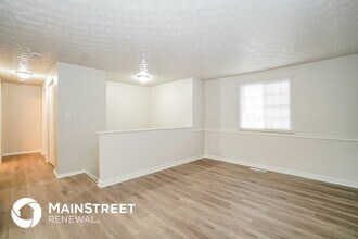 511 Hilltop Dr in Pickerington, OH - Building Photo - Building Photo