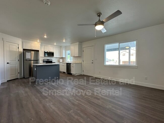 719 N 160 E - 1 in Tooele, UT - Building Photo - Building Photo