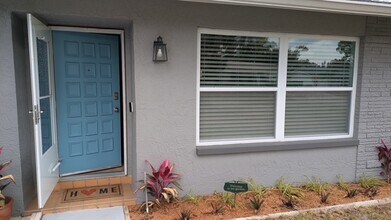 123 Stafford Dr in Palm Harbor, FL - Building Photo - Building Photo