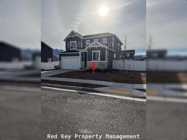 property at 473 W Palomino Way