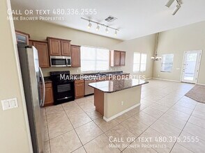 1400 W Flamingo Dr in Chandler, AZ - Building Photo - Building Photo