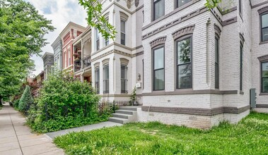 824 I St NE in Washington, DC - Building Photo - Building Photo