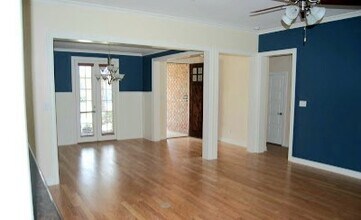 3547 S Hills Ave in Fort Worth, TX - Building Photo - Building Photo