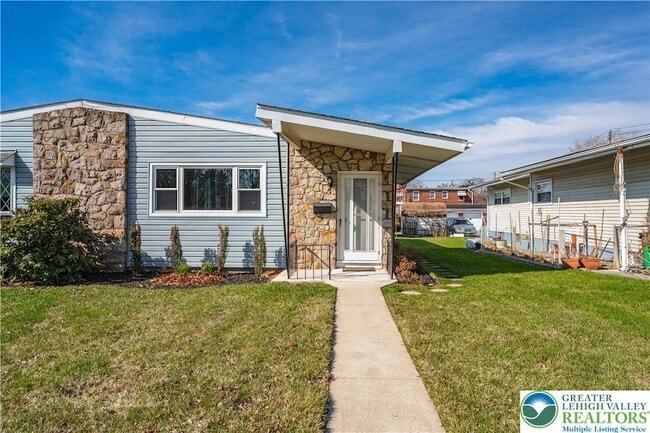 732 N St Lucas St in Allentown, PA - Building Photo - Building Photo