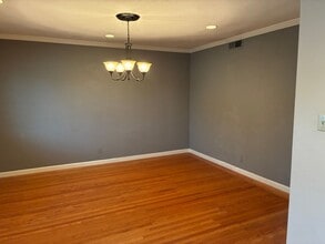 1137 Brownwyk Dr in Sacramento, CA - Building Photo - Building Photo