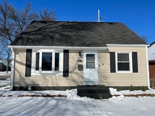 property at 8634 W Burleigh St