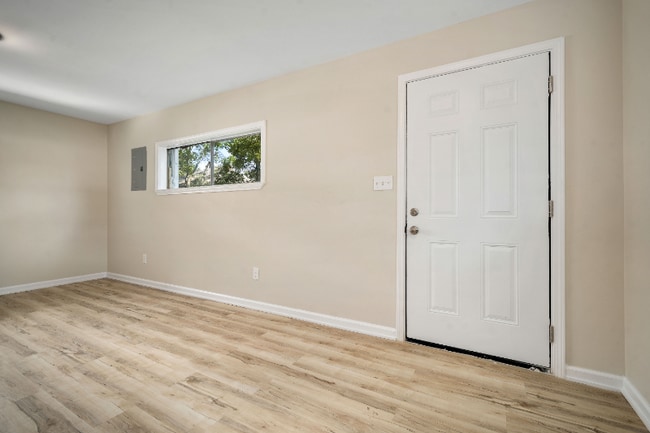8 S Reed Ave in Mobile, AL - Building Photo - Building Photo