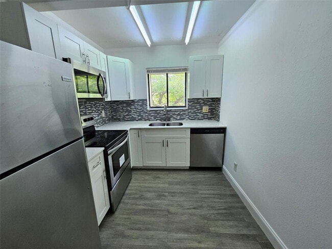 property at 1045 S Flagler Ave