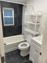 144-10 230th Pl in Queens, NY - Building Photo - Building Photo