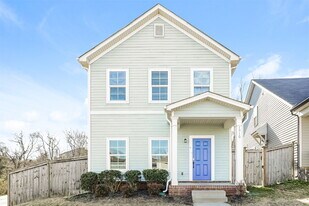 1910 Wild Oaks Ct in Nashville, TN - Building Photo