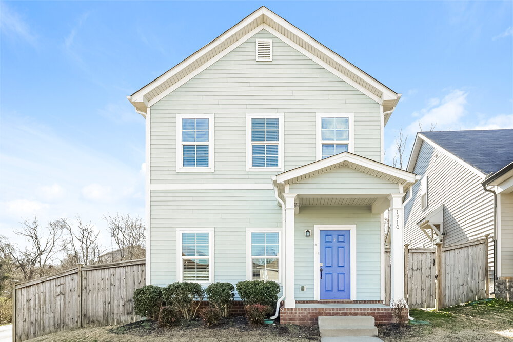 1910 Wild Oaks Ct in Nashville, TN - Building Photo