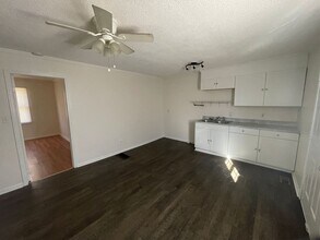 402 S 10th St in Bessemer City, NC - Building Photo - Building Photo