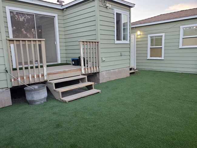 1751 Republic St in San Diego, CA - Building Photo - Building Photo