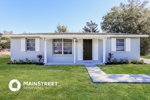 2261 Conway Dr in Deltona, FL - Building Photo