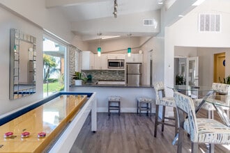 The Grove in San Jose, CA - Foto de edificio - Interior Photo