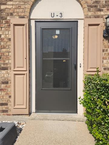 property at 2500 E Park Blvd