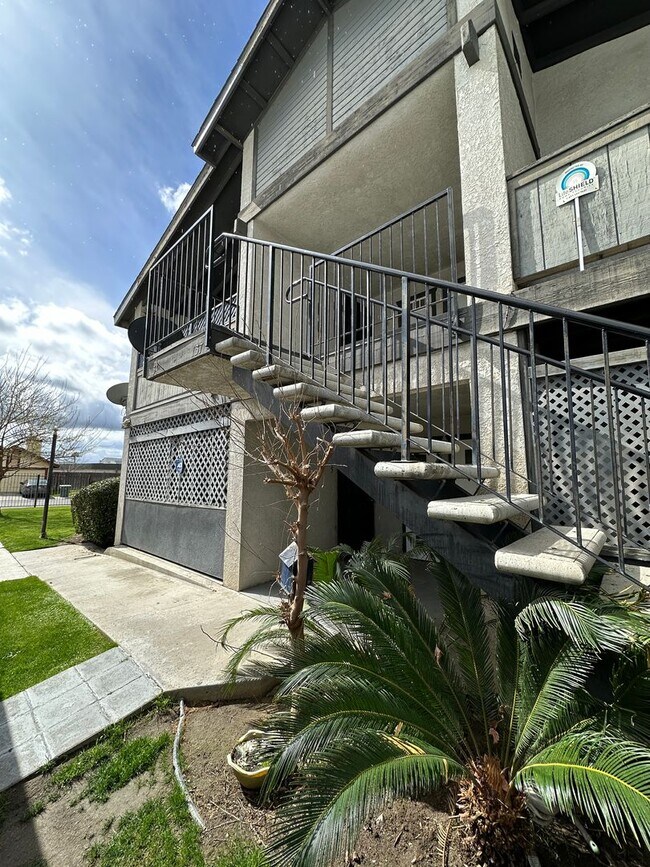 4701 Beechwood St in Bakersfield, CA - Building Photo - Building Photo