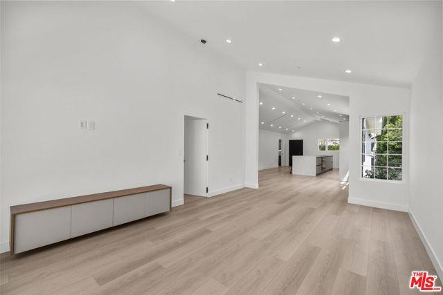 property at 847 Huntley Dr