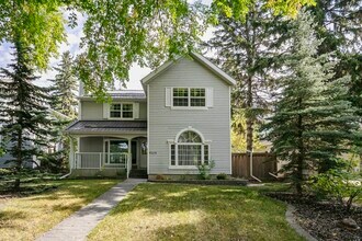 9119-9117 117 St NW in Edmonton, AB - Building Photo - Building Photo