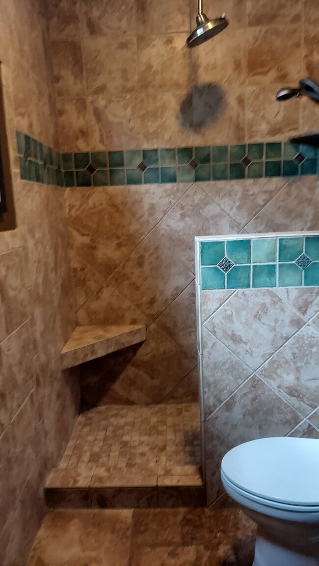 property at 2119 Lincoln St