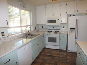 572 Diamond Meadows Loop in Diamond Springs, CA - Building Photo - Building Photo