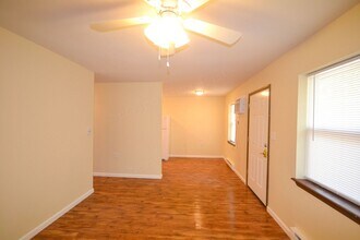 306 Kansas Ave in Longton, KS - Building Photo - Building Photo