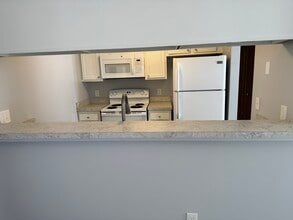 1504 Stoney Run Trl, Unit 1504StoneyRunTrail in Broadview Heights, OH - Foto de edificio - Building Photo