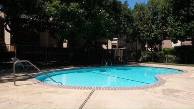 034 - Westwood Trees in Chico, CA - Foto de edificio - Interior Photo