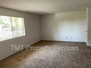 782 Higuera St in San Luis Obispo, CA - Foto de edificio - Building Photo