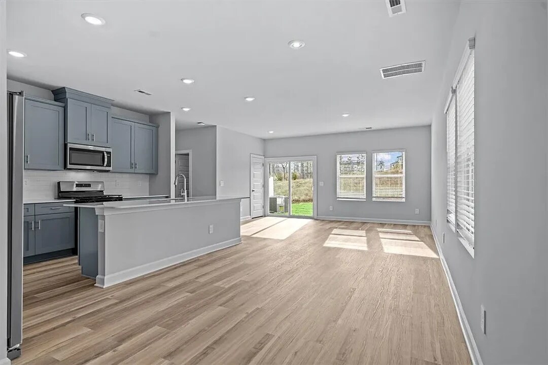 432 Blissful Ct in Taylors, SC - Building Photo