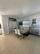 3102 NE 3rd Dr in Homestead, FL - Building Photo - Building Photo