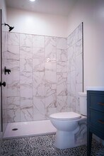 156 S Pecan St in Los Angeles, CA - Foto de edificio - Building Photo