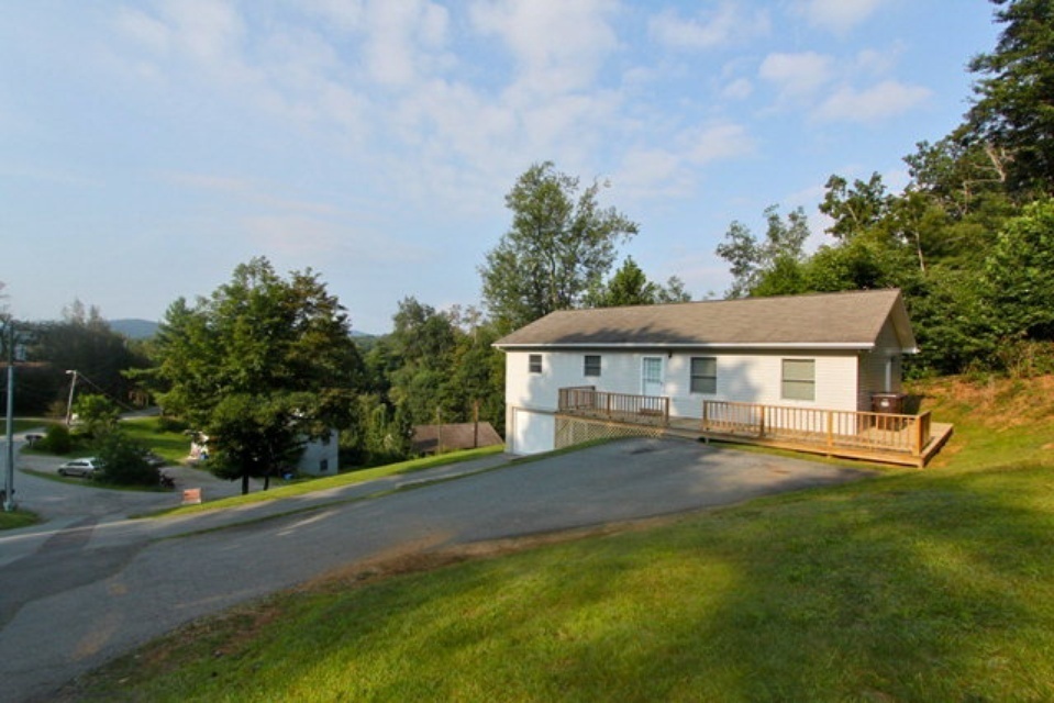 117 Alexander Dr in Boone, NC - Building Photo