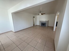 322 Lincoln Ave in Bakersfield, CA - Building Photo - Building Photo