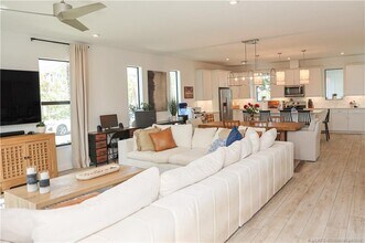 950 SW Pr Ave in Palm City, FL - Building Photo - Building Photo