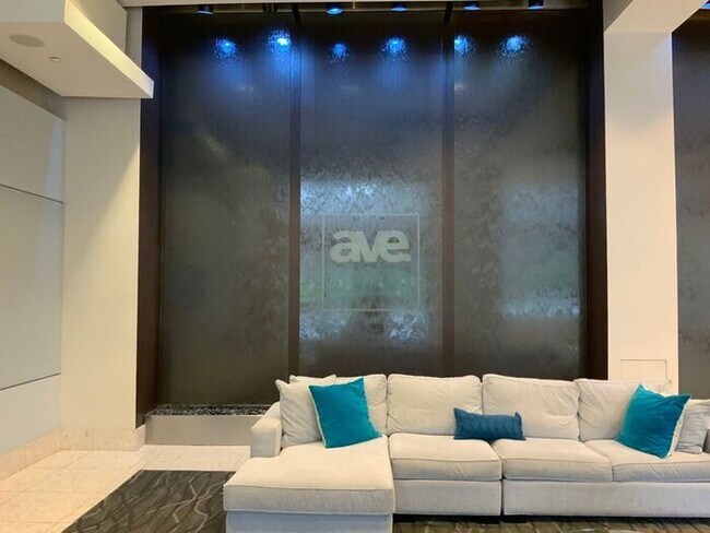 400 N Church St-Unit -UNIT 2212 in Charlotte, NC - Building Photo - Building Photo