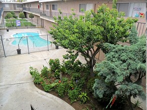 1021 W. 161st St. in Gardena, CA - Building Photo - Building Photo