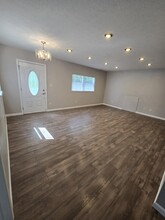 156 W Cherokee Dr in Powell, OH - Building Photo - Building Photo