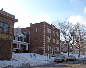 Parkview Apartments in Rochester, NY - Building Photo - Building Photo